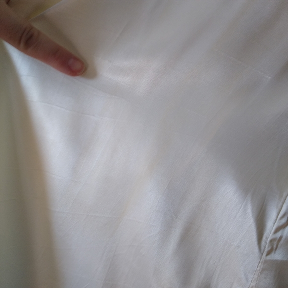 VINTAGE 1940s Ivory Satin and Pink Lace Dressing Gown Robe - Picture 12 of 14